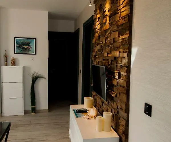 Crystal Sea - - Brac Bol